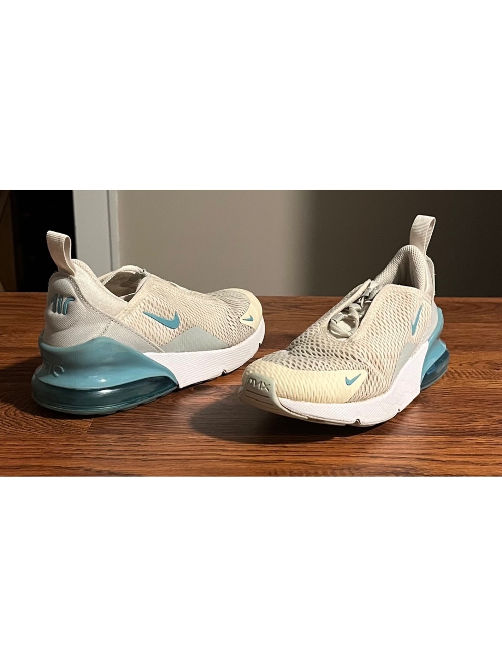Nike Air Max 270 Soft Pearl Denim Turquoise Size 3Y
